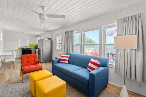 2BR1BA Sleeps 6 Pet-Friendly Walk to Ocean
